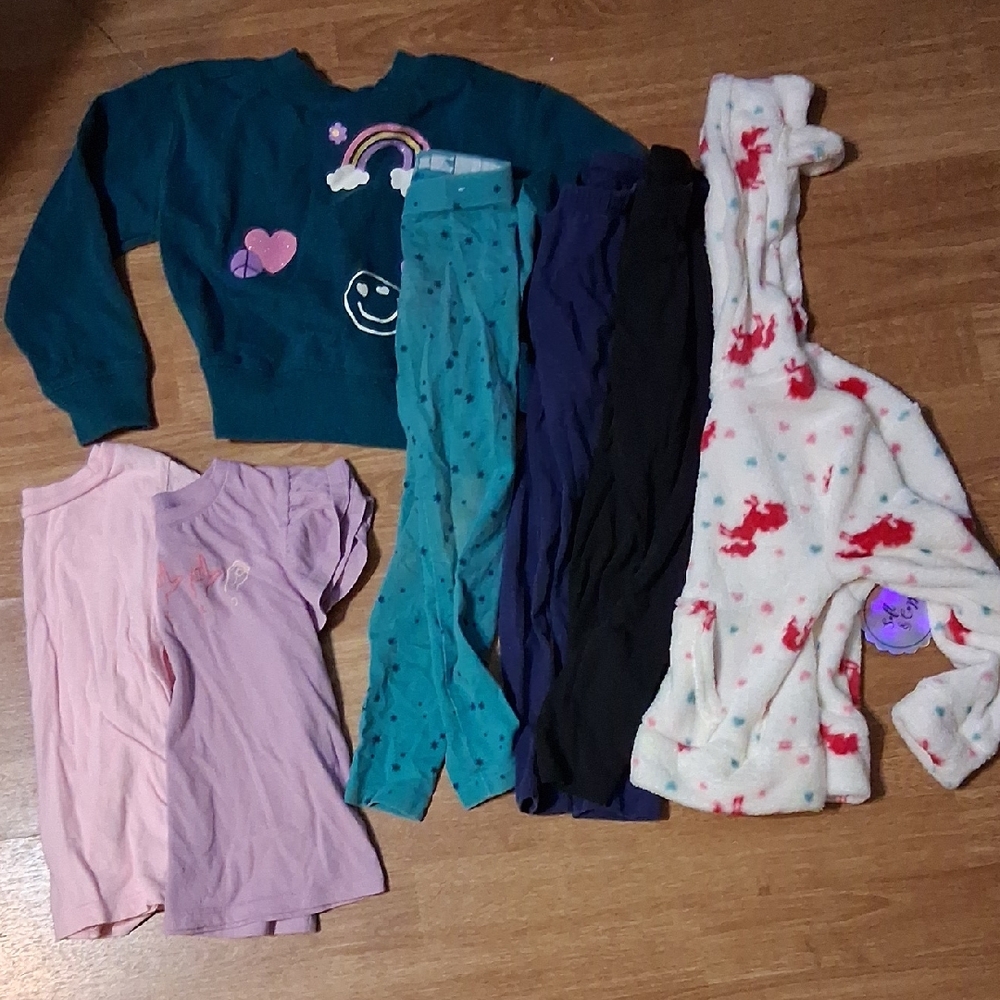 🛍 4T Girls Leggings Tops And Sweaters